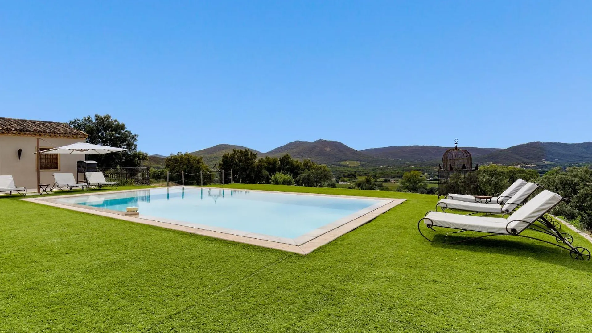 Tra Vigna E Mare Hotel Le Plan-de-la-Tour France