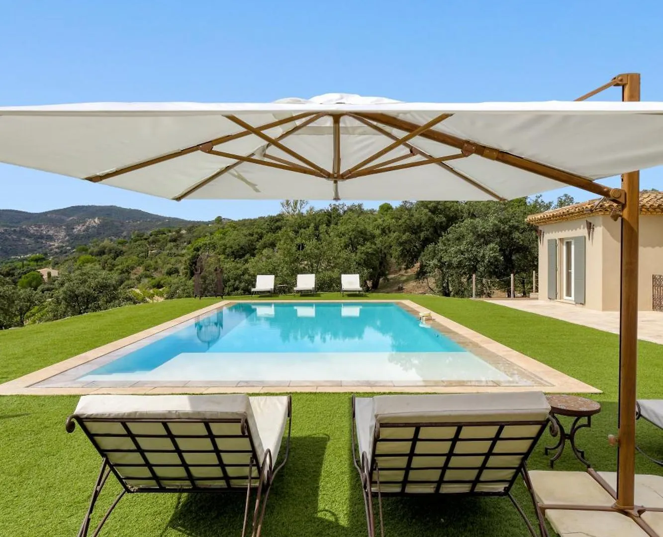 Tra Vigna E Mare Hotel Le Plan-de-la-Tour 0*,  France